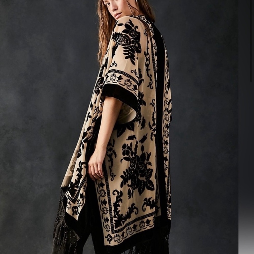 Natural life velvet floral print kimono relax oversized  fit